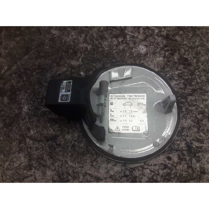 Recambio de tapa exterior combustible para opel corsa d ''111 years'' referencia OEM IAM 13183307 2