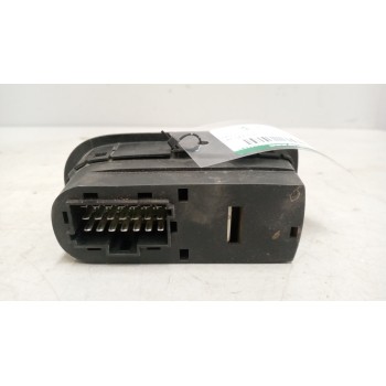Recambio de mando elevalunas delantero izquierdo para daf serie xf105.xxx 12.9 diesel referencia OEM IAM 1811131  