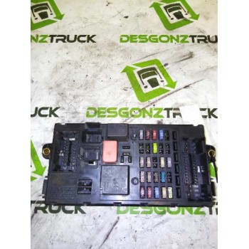 Recambio de caja reles / fusibles para iveco daily caja cerrada (2006 =>) referencia OEM IAM 69500771 554953020100 
