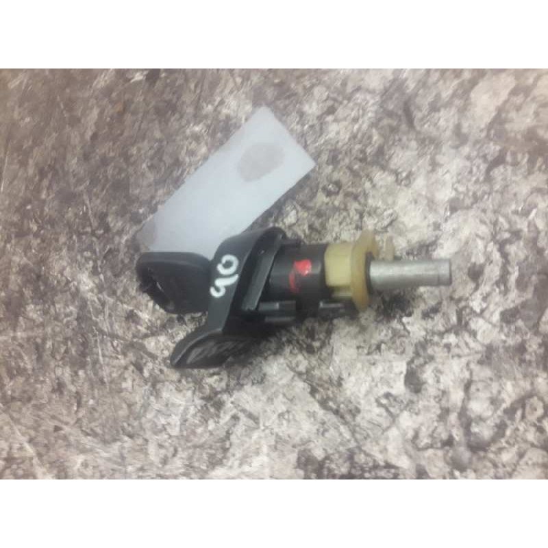 Recambio de bombin puerta para ford fiesta berl./courier surf referencia OEM IAM 2