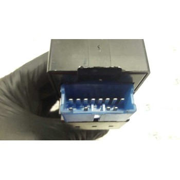 Recambio de mando elevalunas delantero izquierdo para daewoo nubira berlina sx (1999) referencia OEM IAM 96190771  