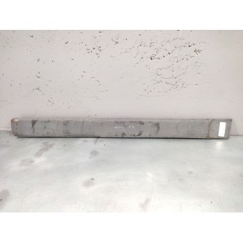MOLDURA PUERTA DELANTERA DERECHA 9634563477 