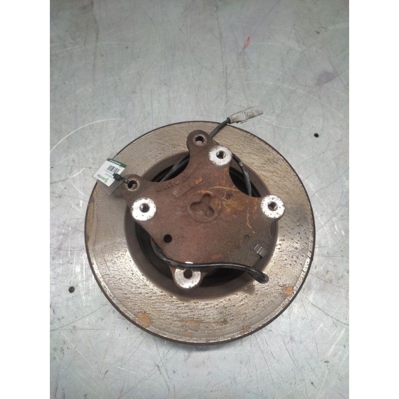 Recambio de buje trasero derecho para peugeot 3008 i monospace (0u_) 1.6 hdi referencia OEM IAM 2