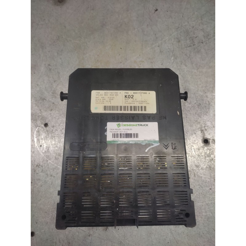 Recambio de caja reles / fusibles para peugeot 307 (s1) xr clim plus referencia OEM IAM 9651197780  BSI 3