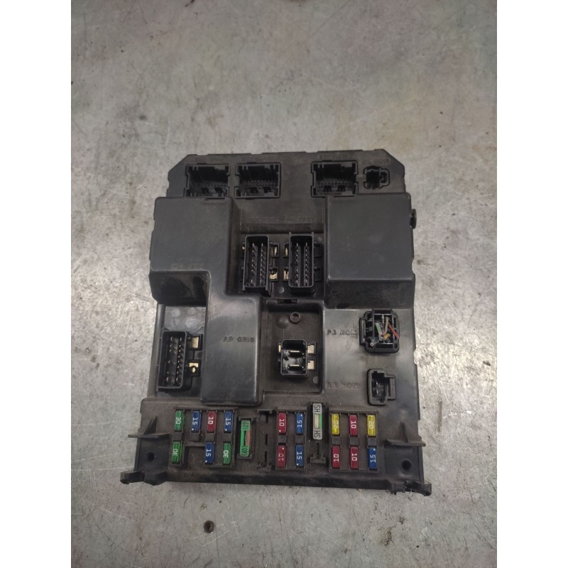 Recambio de caja reles / fusibles para peugeot 307 (s1) xr clim plus referencia OEM IAM 9651197780  BSI 4