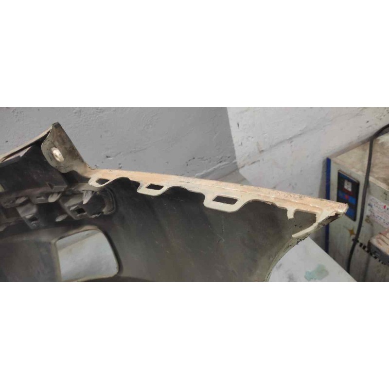 Recambio de paragolpes delantero para peugeot 407 sw st sport referencia OEM IAM 10