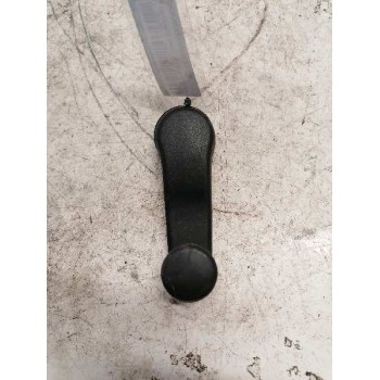 MANETA ELEVALUNAS TRASERA DERECHA 6K0837581 