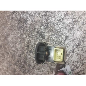 Recambio de mando elevalunas delantero izquierdo para mitsubishi l 200 (k6/7) referencia OEM IAM 513831 8 PINS 