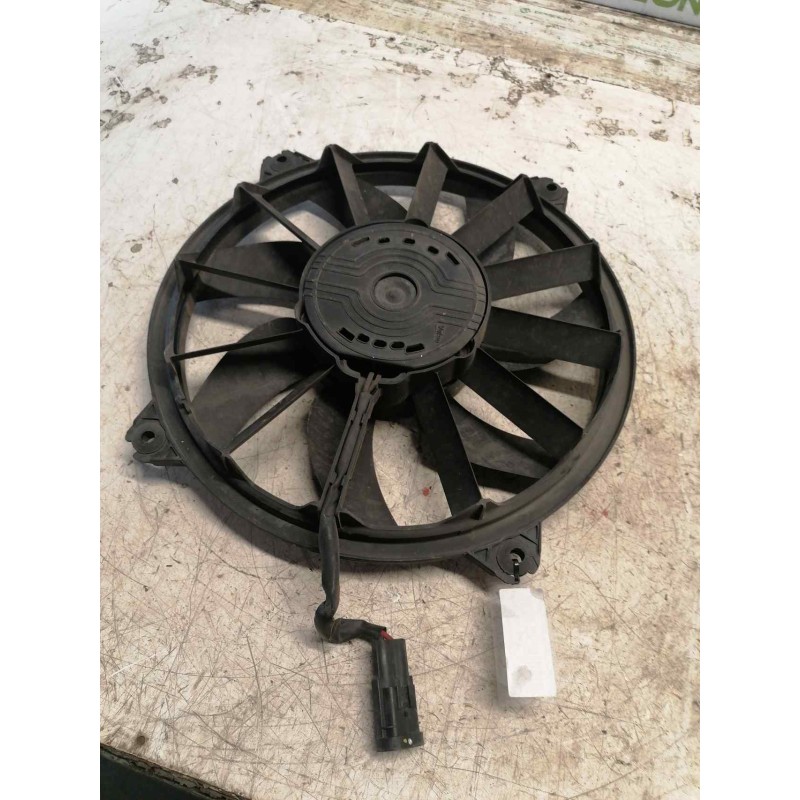 Recambio de electroventilador para peugeot 308 sw confort referencia OEM IAM   2 PINS - Gris 2