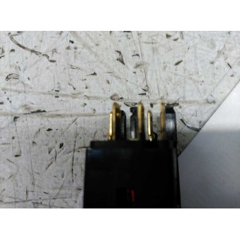 Recambio de boton antivaho para peugeot partner (s1) break referencia OEM IAM   