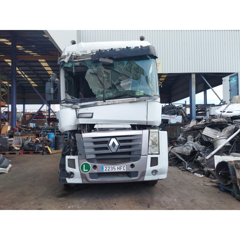 RENAULT MAGNUM AB 2005
