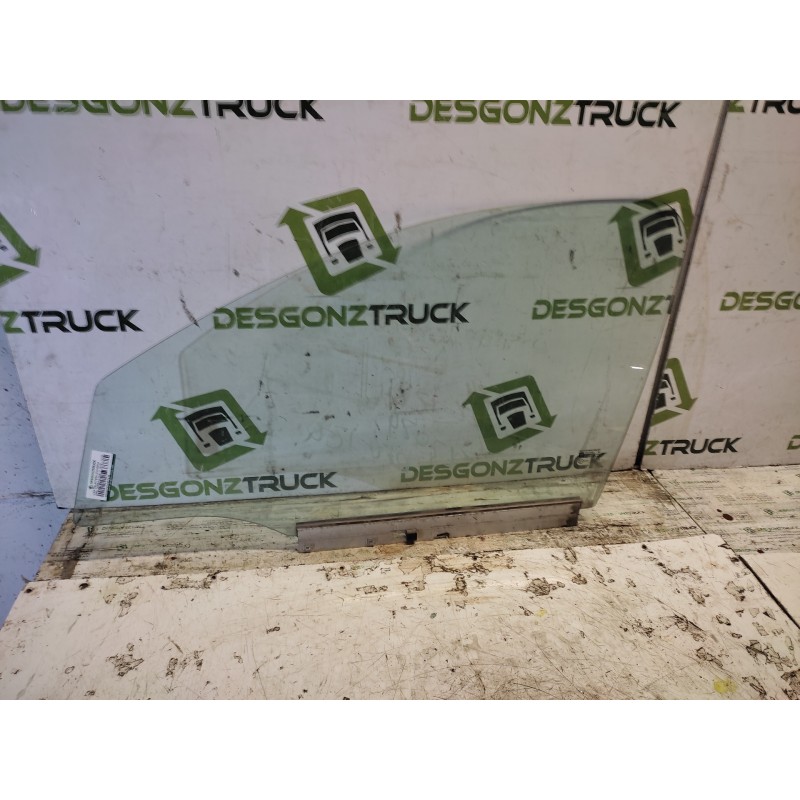 Recambio de luna delantera izquierda para opel corsa c club referencia OEM IAM - Verde 2