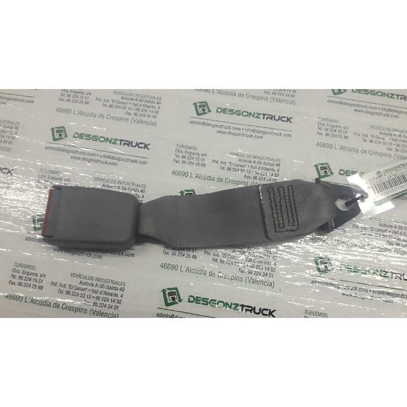 Recambio de enganche de cinturon trasero izquierdo para peugeot 406 berlina (s1/s2) svdt referencia OEM IAM 050399  