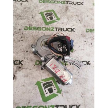 Recambio de motor elevalunas delantero derecho para renault premium route 2006 fas 4x2 larga distancia referencia OEM IAM   
