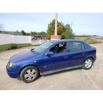 opel astra g berlina del año 2003