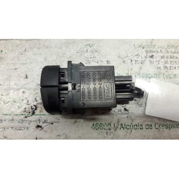 Recambio de boton agua limpia para hyundai accent (x3) 1.5 gs referencia OEM IAM 9361022000  