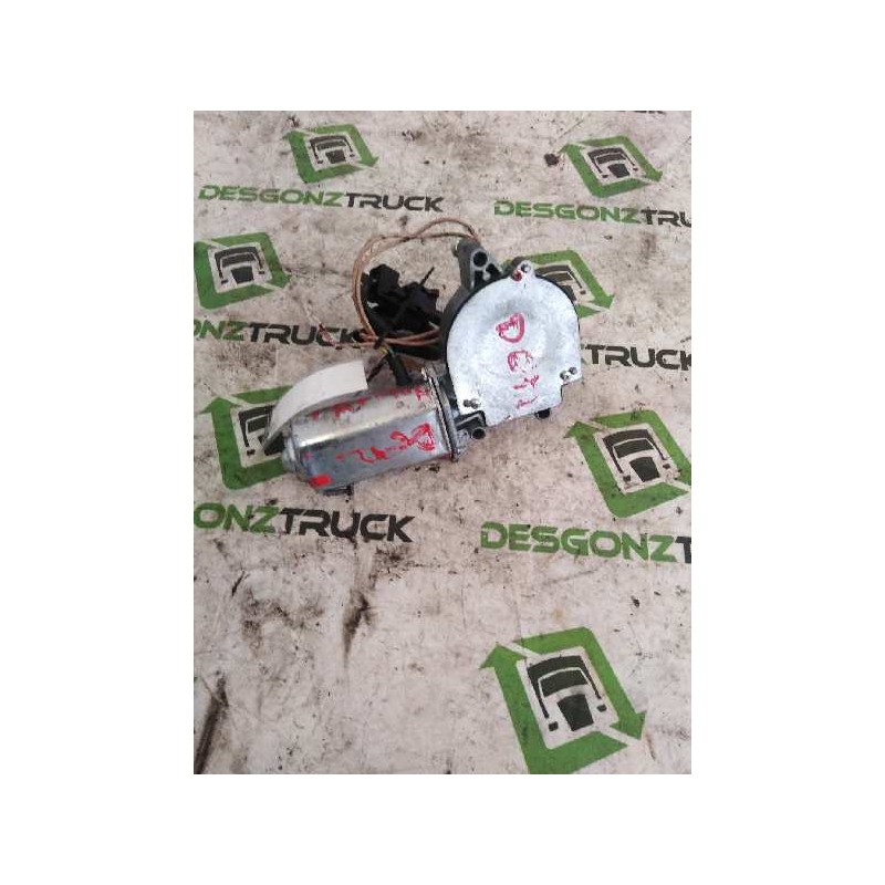 Recambio de motor elevalunas delantero derecho para renault premium route 2006 fas 4x2 larga distancia referencia OEM IAM 2