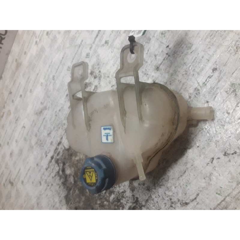 Recambio de deposito expansion para fiat grande punto (199) 1.3 16v multijet active (55kw) referencia OEM IAM - Gris 2