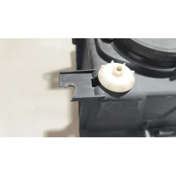 Recambio de faro derecho para renault magnum ab diesel referencia OEM IAM 5010623619  