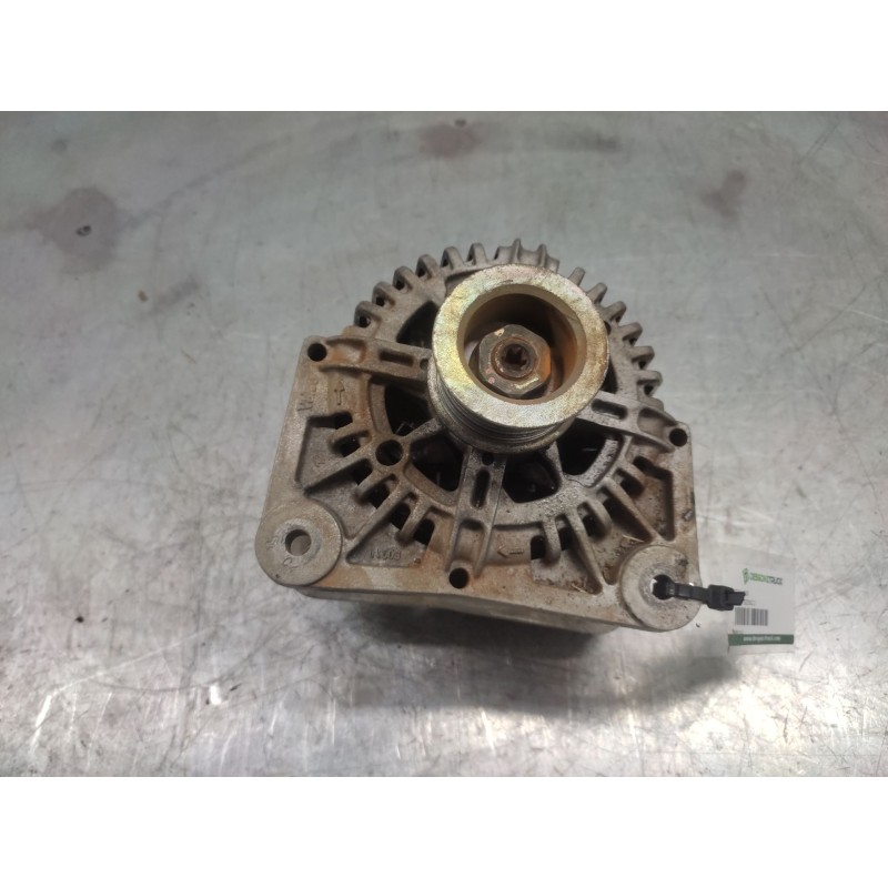 Recambio de alternador para renault scenic ii 1.9 dci diesel referencia OEM IAM   