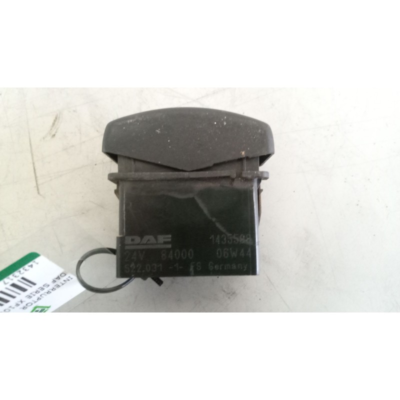 Recambio de interruptor para daf serie xf105.510 12.9 diesel referencia OEM IAM 1435598 - Blanco 2