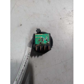 Recambio de interruptor para iveco daily combi referencia OEM IAM 500326143  INTERRUPTOR BATERIA