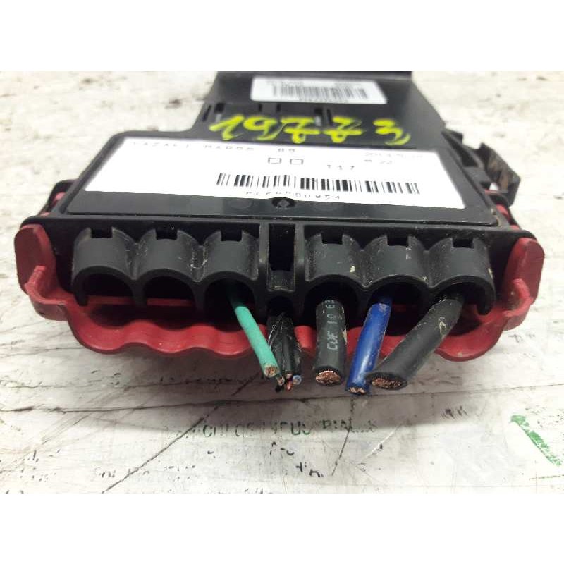Recambio de caja reles / fusibles para citroën berlingo cuadro sx referencia OEM IAM 9662286080 4