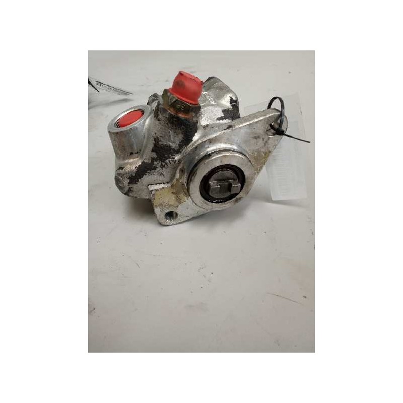 Recambio de bomba direccion para nissan trucks atleon 140 referencia OEM IAM 7684955107  