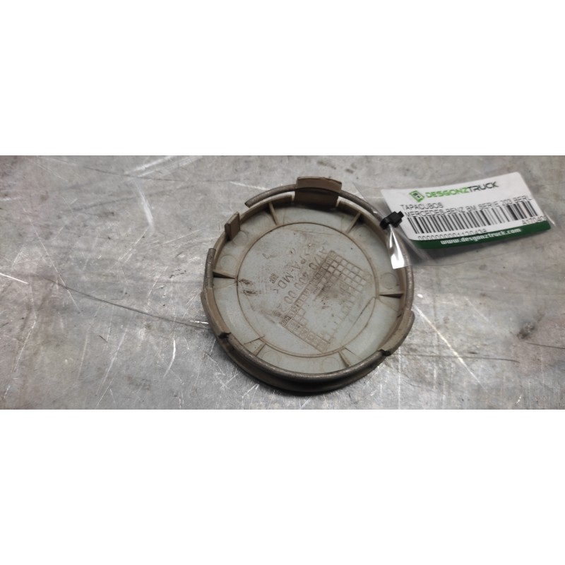Recambio de tapacubos para mercedes-benz clase c (w203) berlina referencia OEM IAM A1704000025 4