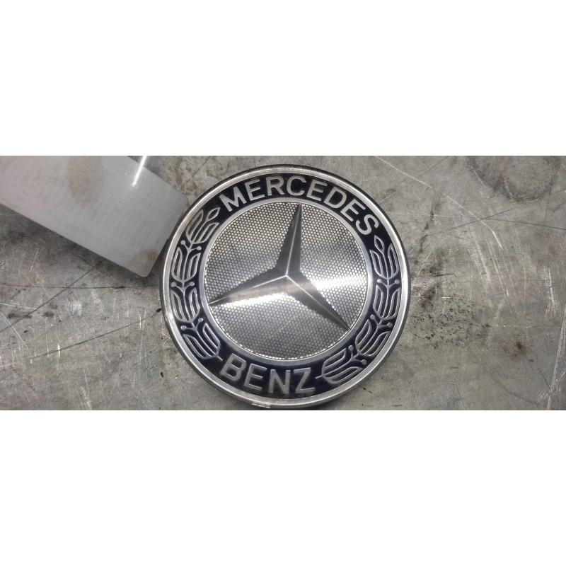 Recambio de tapacubos para mercedes-benz clase c (w203) berlina referencia OEM IAM A1704000025 3
