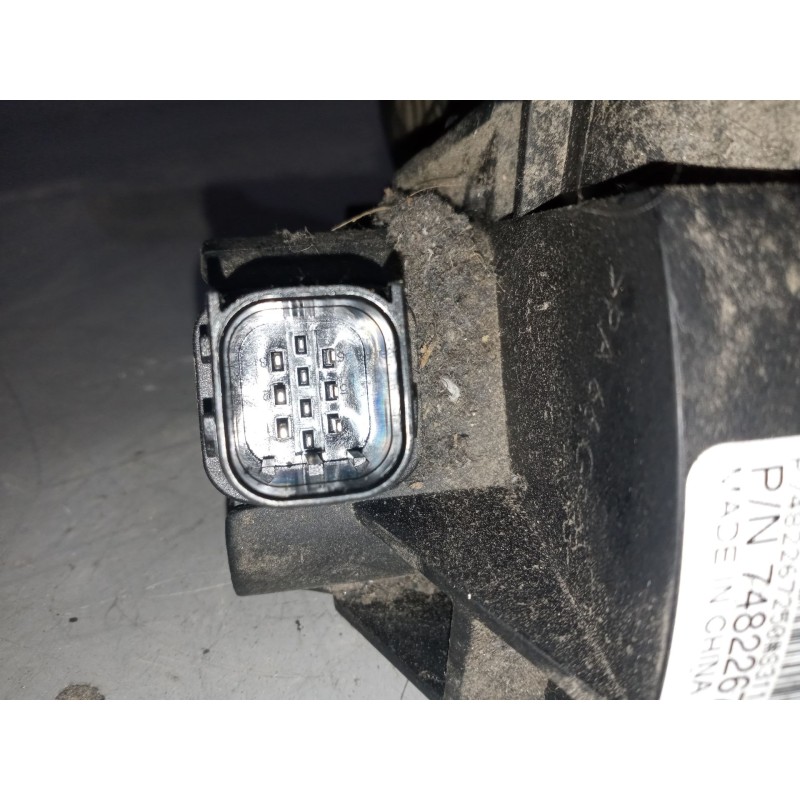 Recambio de pedal acelerador para renault serie t fg 4x2 cabina high-sleeper referencia OEM IAM 7482267250 - Blanco 3