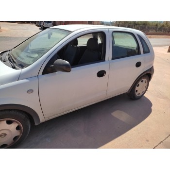 opel corsa c del año 2003