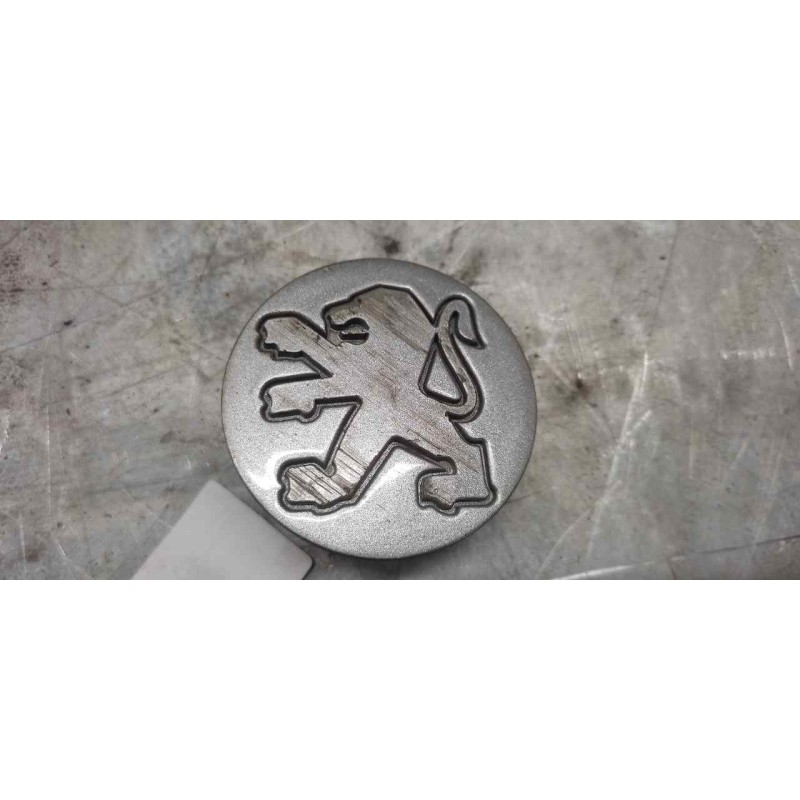 Recambio de tapacubos para peugeot 206 berlina referencia OEM IAM 9629668077 2