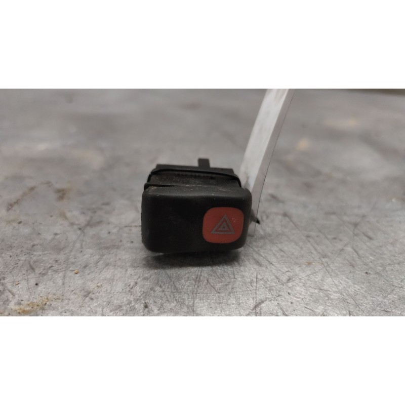 Recambio de warning para volkswagen polo berlina (6n1) básico referencia OEM IAM 6N1953235  