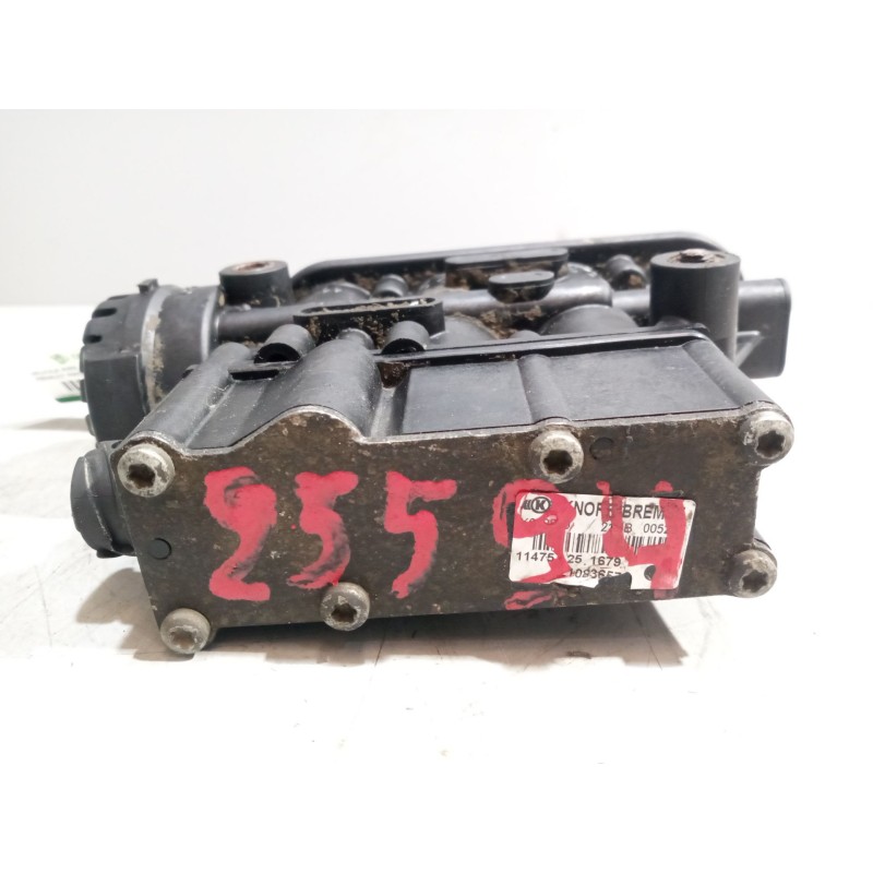 Recambio de valvula aire para renault magnum ab diesel referencia OEM IAM 21083657  K019820 - Blanco 5