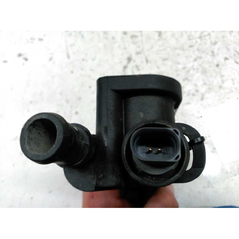 Recambio de pipa termostato para volkswagen golf v berlina (1k1) sportline referencia OEM IAM 038121132 - Azul 4