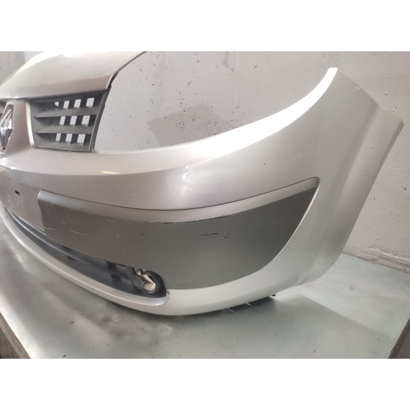 Recambio de paragolpes delantero para renault scenic ii 1.9 dci diesel referencia OEM IAM 3