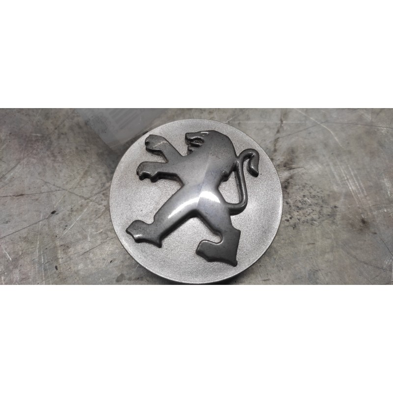 Recambio de tapacubos para peugeot 207 referencia OEM IAM 9639098380 3