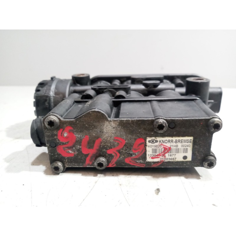 Recambio de valvula aire para renault magnum ab 2005 12.8 diesel referencia OEM IAM 21083657  K019820 - Blanco 5