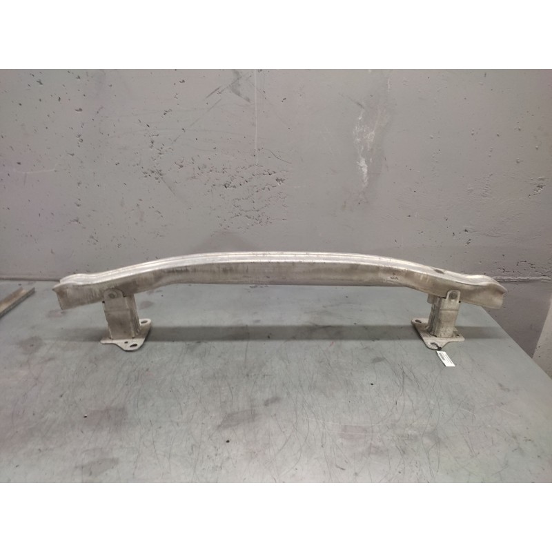 Recambio de refuerzo paragolpes delantero para renault scenic ii 1.9 dci diesel referencia OEM IAM 2