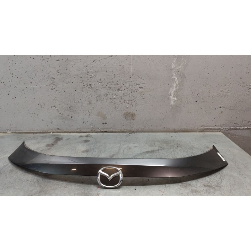 Recambio de molduras traseras para mazda cx-5 (kf) 2.2 d referencia OEM IAM  PORTON 