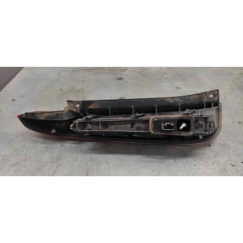 Recambio de piloto trasero derecho para ford fiesta (cbk) ambiente referencia OEM IAM - Blanco 2