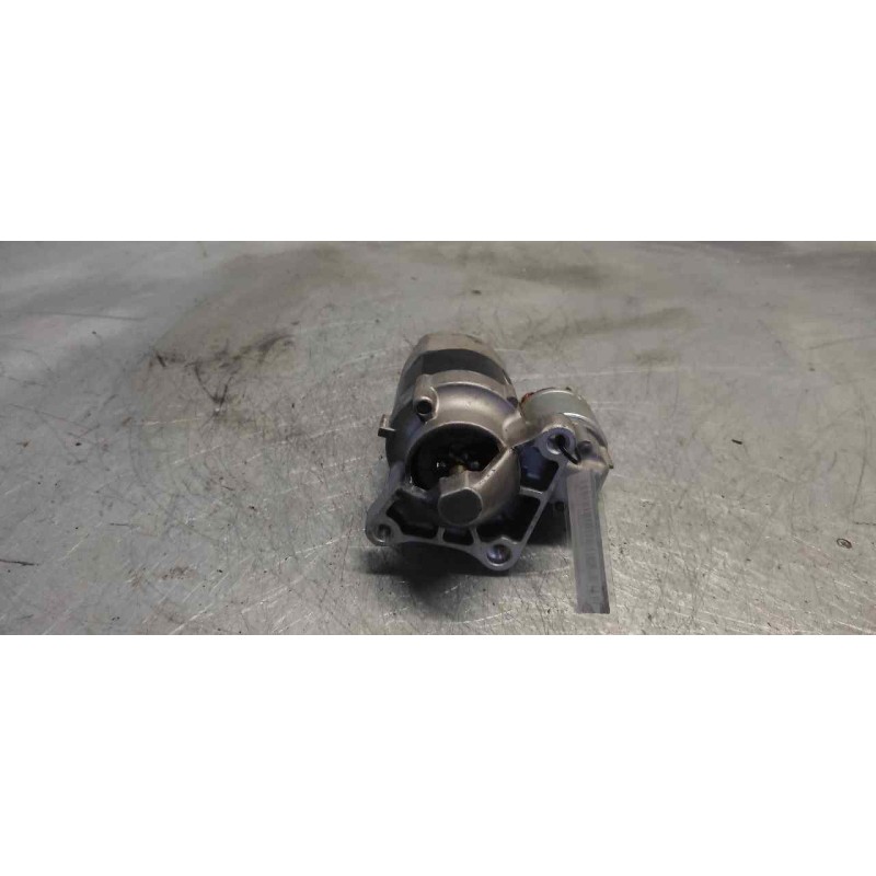 Recambio de motor arranque para renault scenic ii dynamique referencia OEM IAM 8200266777B VALEO 8 DIENTES