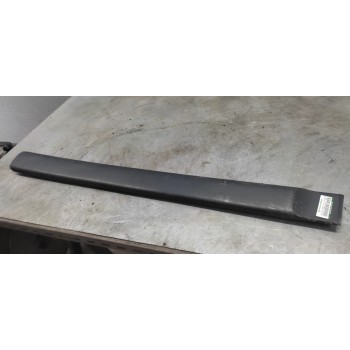 MOLDURA PUERTA DELANTERA DERECHA 9620864377 