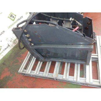 Recambio de soporte bateria para renault premium route 2006 fas 4x2 larga distancia referencia OEM IAM  CAJON BATERIAS 