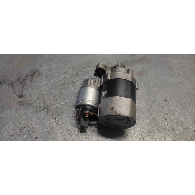 Recambio de motor arranque para renault scenic ii dynamique referencia OEM IAM 8200266777B VALEO 8 DIENTES 2