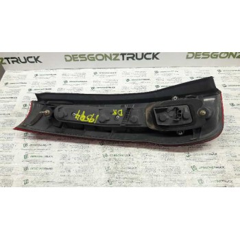Recambio de piloto trasero derecho para fiat punto berlina (176) td 60 cult referencia OEM IAM   