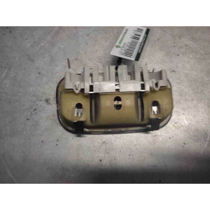 Recambio de luz interior para peugeot 807 sv referencia OEM IAM  2/4/2 PINS CENTRAL - Negro 3