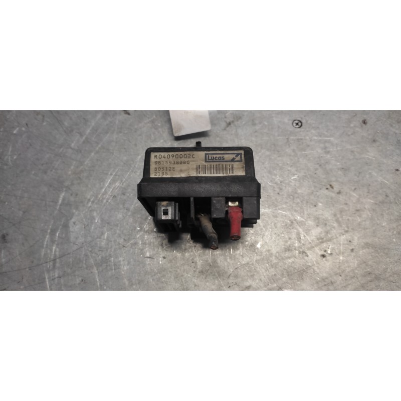 Recambio de caja precalentamiento para peugeot partner (s1) 2.0 hdi cat referencia OEM IAM 9615938280 LUCAS 2