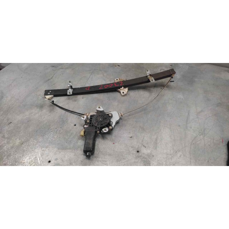 Recambio de elevalunas delantero derecho para hyundai h 1 h 1 furg.caja cerr.c. puerta referencia OEM IAM   2 PINS - Blanco